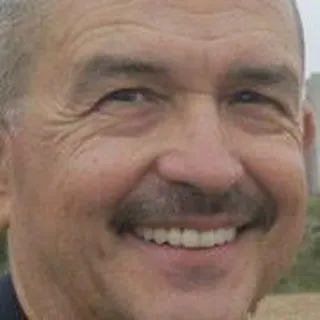 Alberto M.