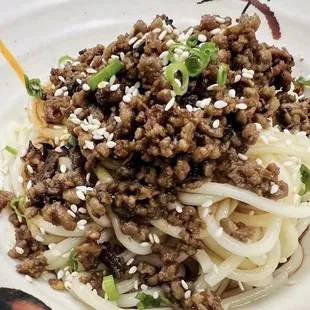 Dan dan noodle