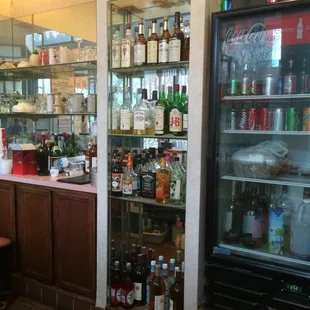 Compliment Will S's comment:I'm pretty sure i have an expired bottle in the medicine cabinet with the same color and consistency