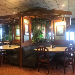 1 o many seating areas