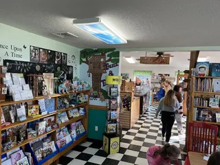 Treehouse Treats and Treasures