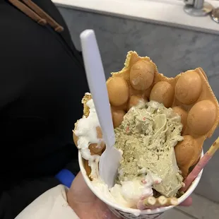 Matcha rolled ice cream