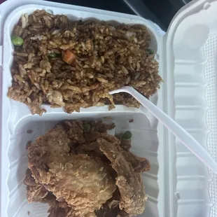 Fried rice &amp; chicken wings combo