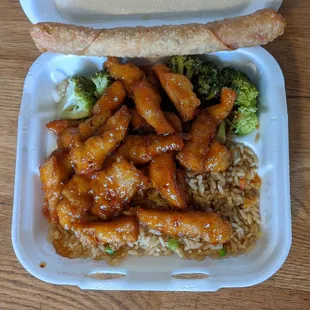 General Tsos Chicken Lunch Combo
