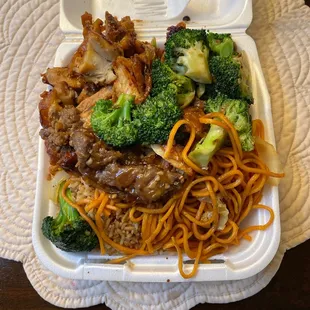 Teriyaki chicken and beef and broccoli combo B
