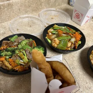 Hunan Beef, Szechuan Chicken, Hot n Sour Chicken and House Special Lo mein