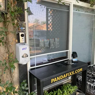 Touch-less Foam hand sanitizer and contactless payment options at Pandafixx! 

Visit us today for your iPad iPhone repair needs.