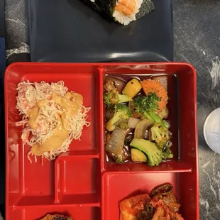 They have hand rolls as well