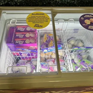 They even have mochi!!