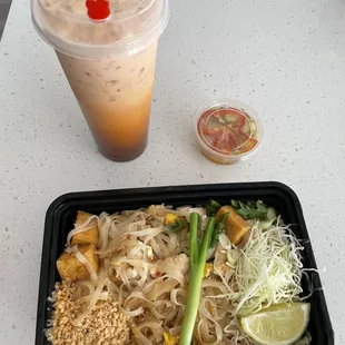 Pad Thai, Thai tea