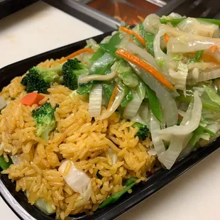 Vegetables chow Mein(vegetables fried rice)