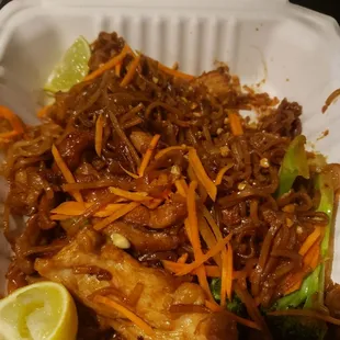 Not good Pad Thai with chicken