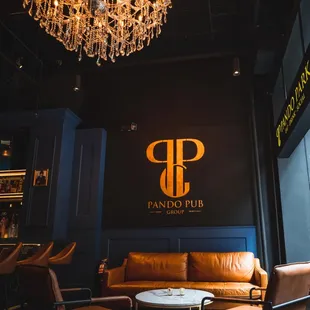 Chandelier - Pando Park