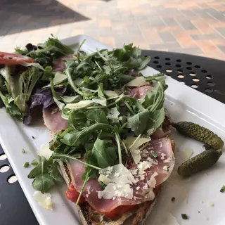 Prosciutto Tartine
