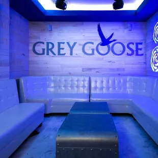 Grey Goose med room