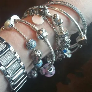 Love Pandora!!! Rhonda and the girls at Park Mall are amazing.