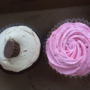 Peanut butter and chocolate and vanilla on vanilla. Delish!