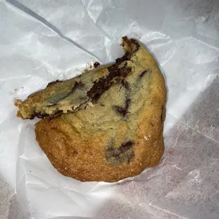 Chocolate chip cookie