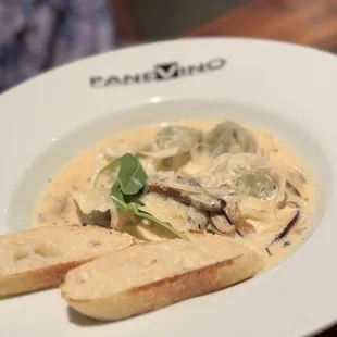 Spinach Peas & Mascarpone Tortellini