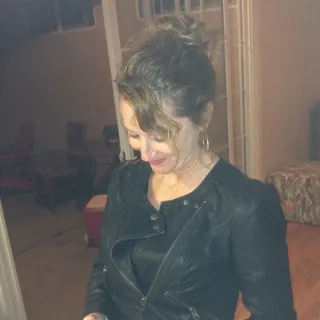 Rhonda B.