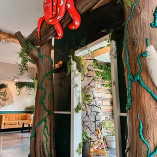 the entrance to the restaurant