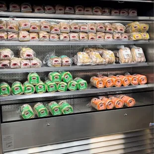 Breads, Bagels &amp; Buns
