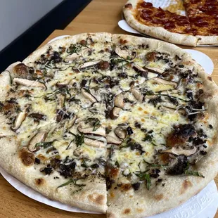 Funghi pizza