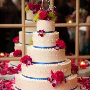 Main cake - raspberry cream.