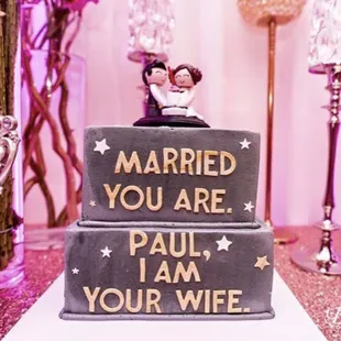 Custom Grooms cake! It was chocolate inside and I made the topping :)