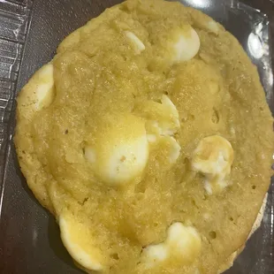 Lemon cookie