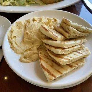 Side of Hummus & Pita