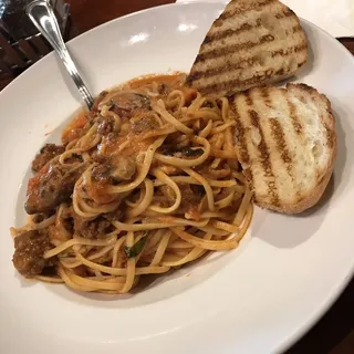 Linguine Bolognese