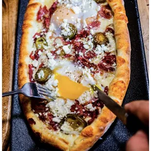 Egg boat Pastrami