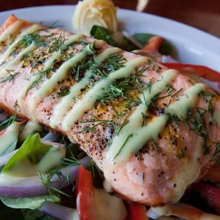 Grilled Salmon Salad