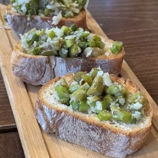 bruschetta w. asparagus, parmigiano reggiano and truffle oil