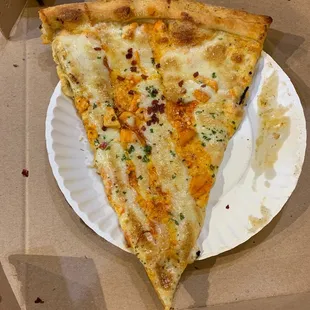 Buffalo chicken pizza