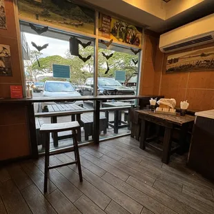 a view of the outside of a restaurant