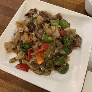 Drunken Noodle Beef