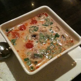 Tom Kha