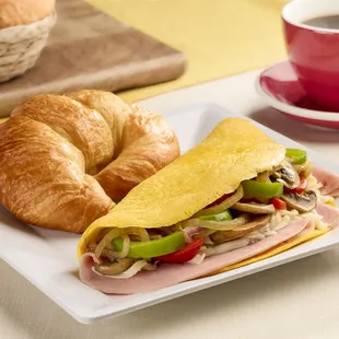 Omelette SELECTION: Choose your favorite toppings!