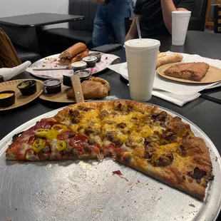 food, pizza
