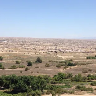 oildale from a distance, looking like the nuked remains of Boston from Fallout 4