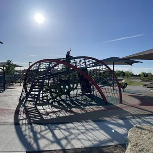 Obstacle course rope gym