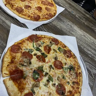 Daddy and Daughters Pizza made to order and everything is fresh