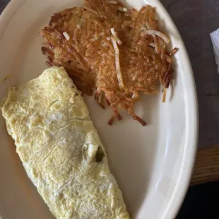 Veggie omelette with hash browns