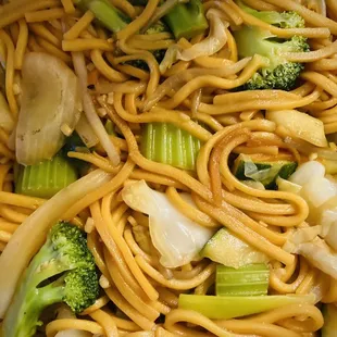 Vegetable Chow Mein