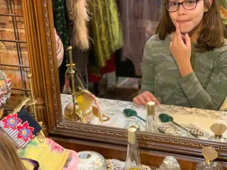 Many Fine Things Gallery