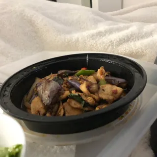 Pad Ma Khua