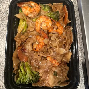 Pad see ew with Prawns