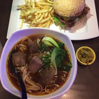 Avocado Cheeseburger